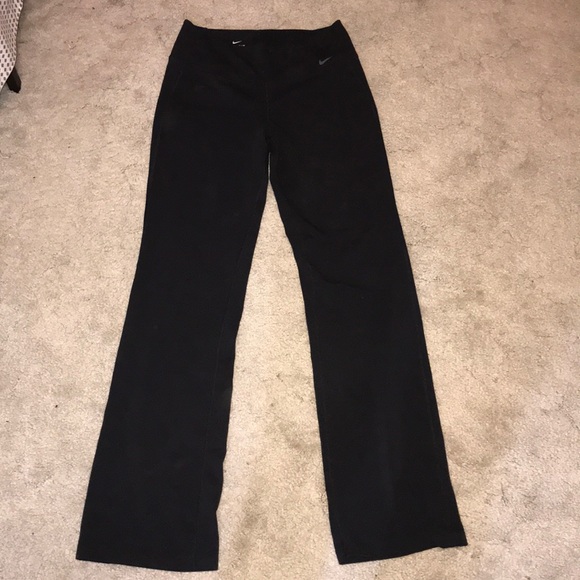 Nike yoga pants - Picture 2 of 3